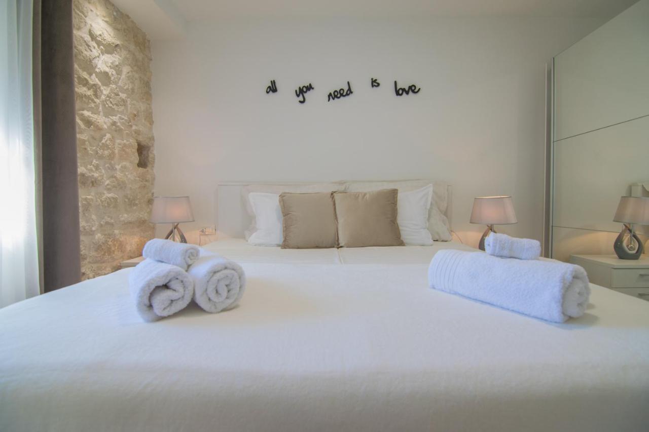 Villa Milena With Heated Pool And Jacuzzi Kostanje Exterior photo