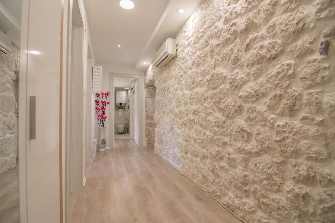 Villa Milena With Heated Pool And Jacuzzi Kostanje Exterior photo